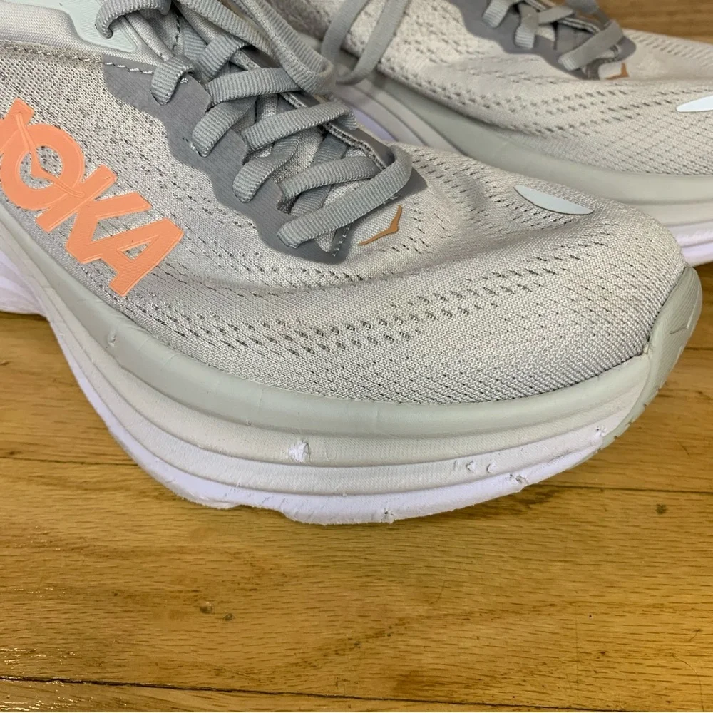 Hoka Bondi 8 Women's Sneakers in Gray - Size 8.5 Wide